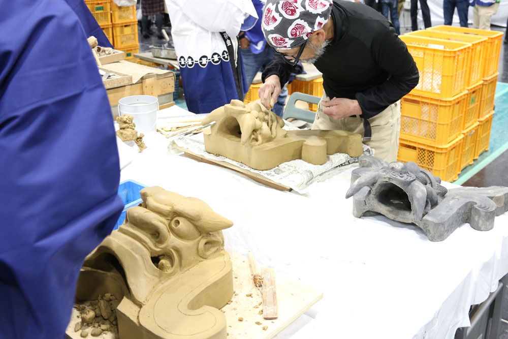鬼瓦等役物瓦作成