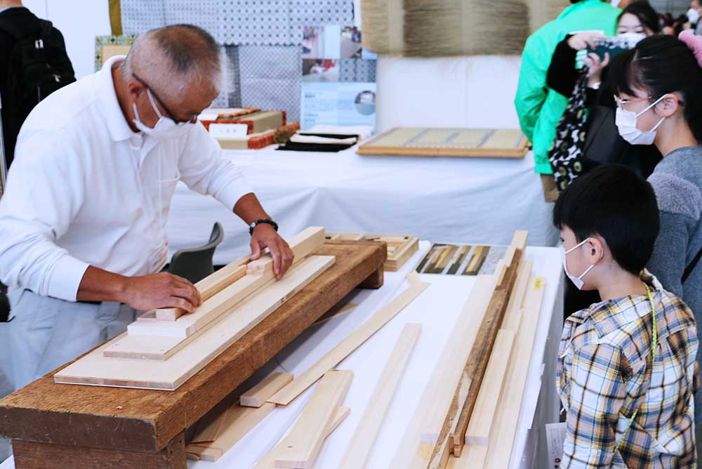 文化財建具の修復
