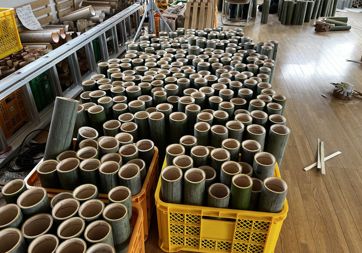 筒切りした真竹