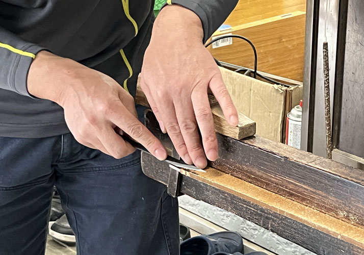 両端の縁仕上げ